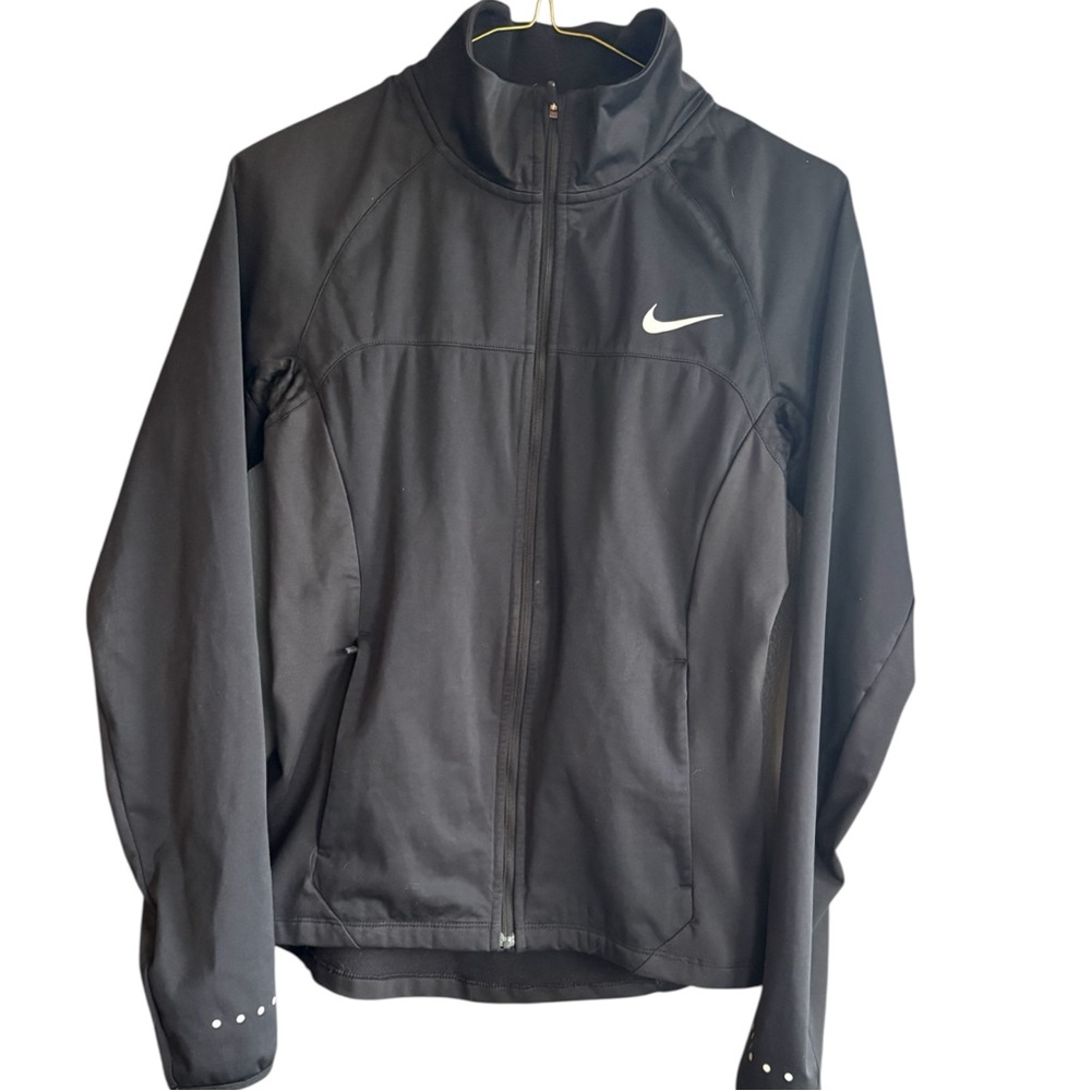 Nike Shield Women’s Black Fitted Jacket